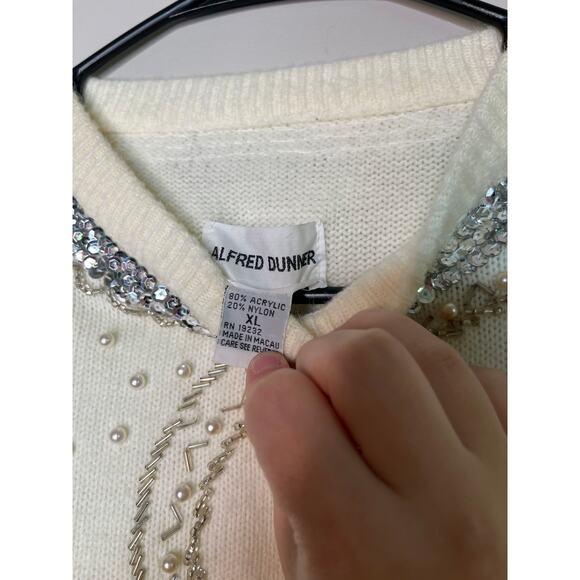 NWT‎ Alfred Dunner Soft Cream Silver Pearl Bows Coquette Kawaii Kei Sweater XL - Picture 2 of 5